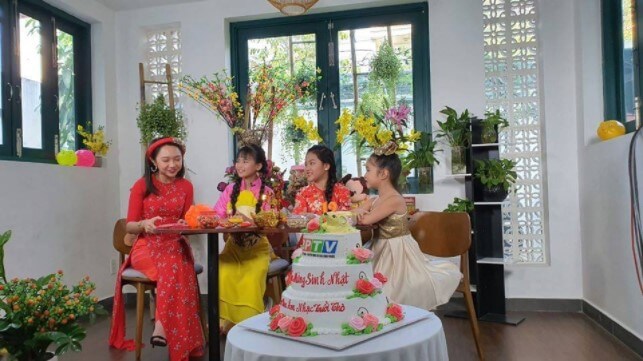 Chương trình truyền hình nổi tiếng cũng đặt bánh tại bánh kem Hương vị Việt
