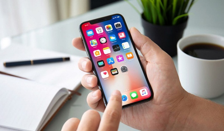 Màn hình bị đơ không cảm ứng được