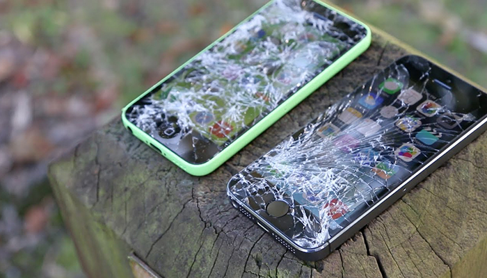 Thường xuyên làm rơi điện thoại của bạn sẽ làm hỏng bo mạch điện thoại