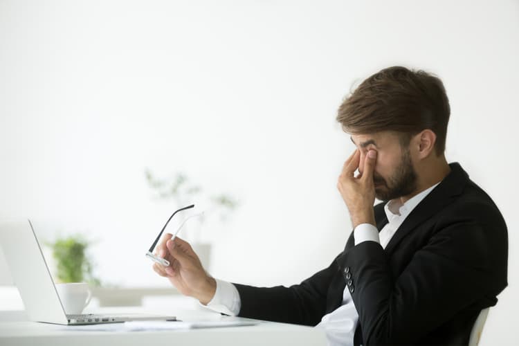 Sức khỏe của mắt sẽ bị ảnh hưởng nếu bạn sử dụng màn hình tivi thay vì máy tính trong thời gian dài