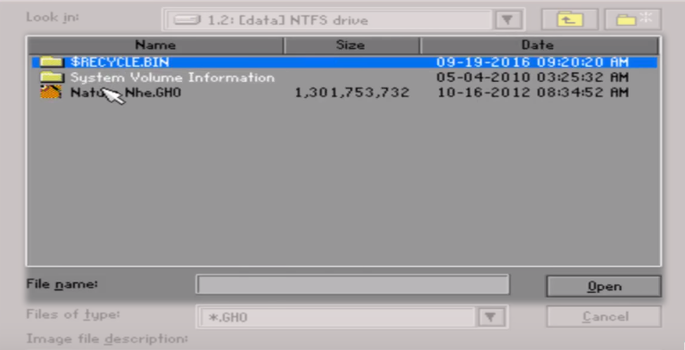 Chọn đường dẫn đến file ghost Win 10 được lưu trên máy và bấm Open để mở