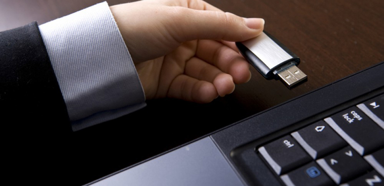 Chống vi-rút lây nhiễm qua USB