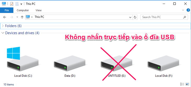 Không đẩy trực tiếp vào ổ USB