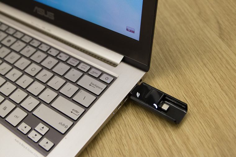 Trước khi mang máy tính xách tay đi sửa chữa, bạn nên lưu dữ liệu quan trọng trên USB hoặc trên đám mây