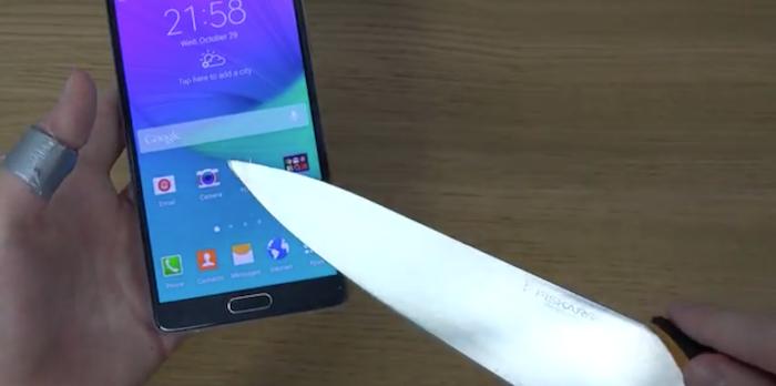 Sử dụng Galaxy Note 4 bằng dao?